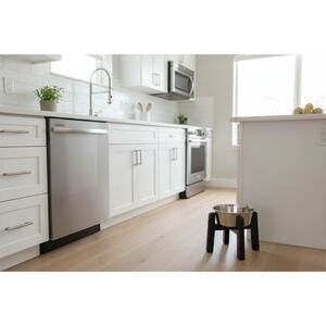 Elevated Pet Bowl and Stand Stainless Steel Black 7in Tall